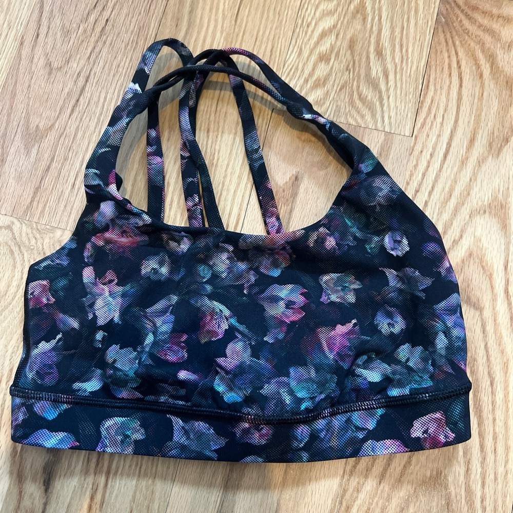 Lululemon sports bra size 2
